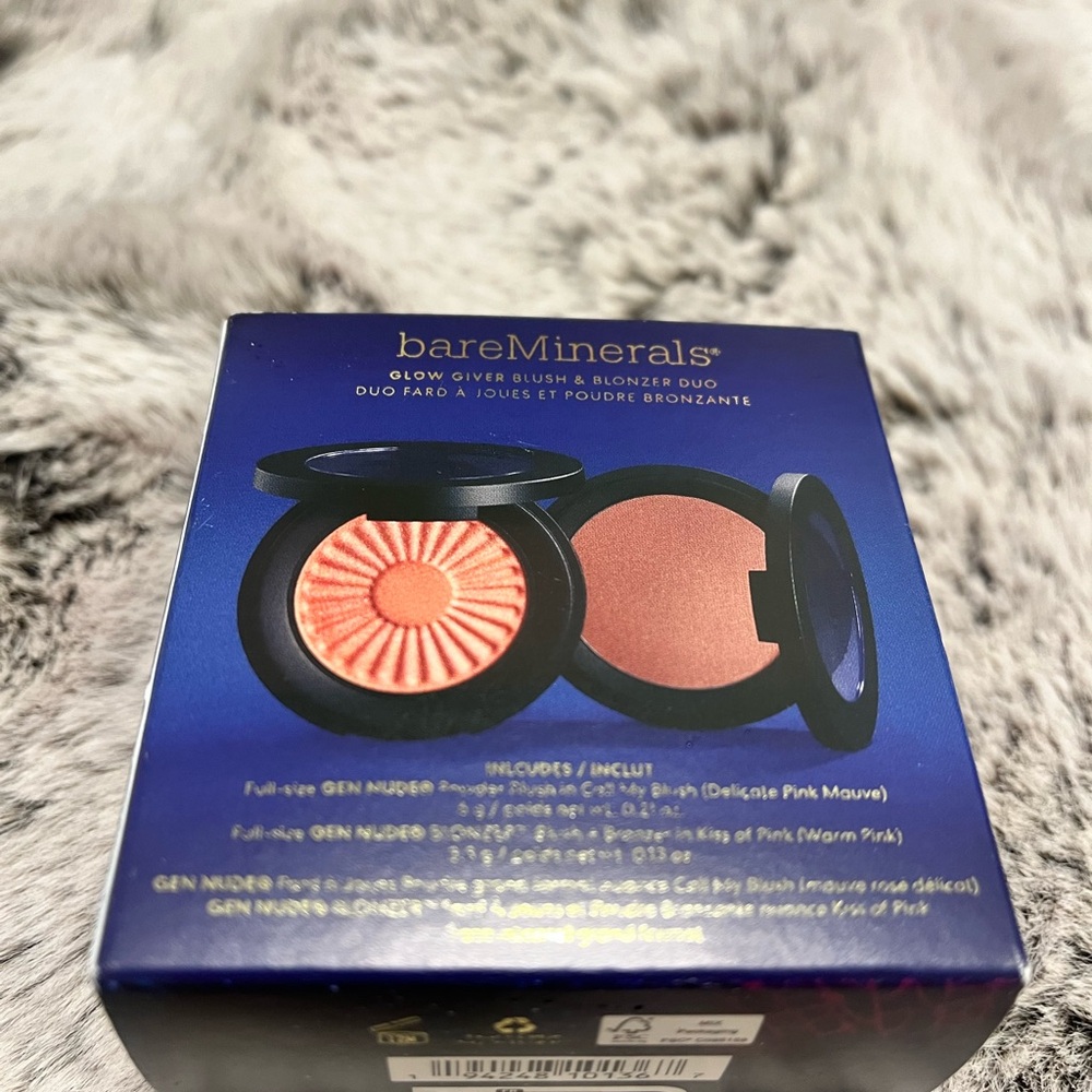 BareMinerals Limited Edition Holiday Glow Giver Blush and Blonzer Duo| New